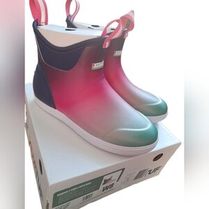 Xtratuf Women's Ankle Deck Purple Aurora Size 8 Brand New With Box